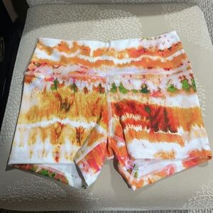 Fleo Shorts HRO NWOT MEDIUM